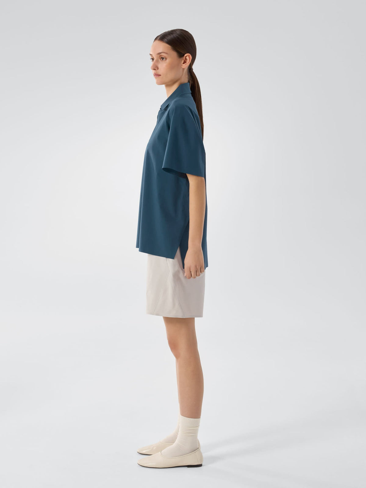 Eave V-Neck Shirt Women's