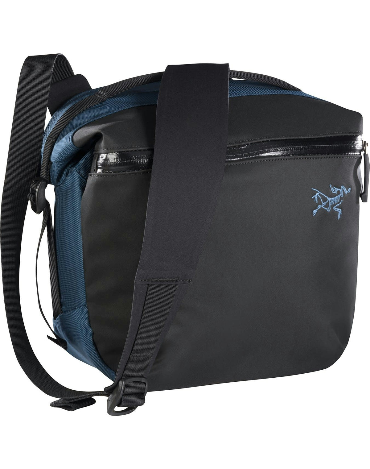 Arro 8 Shoulder Bag