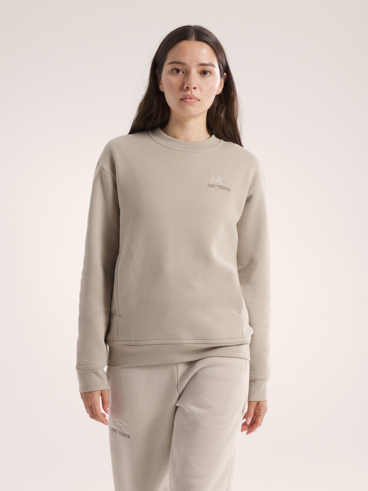 Emblem Fleece Crew Neck Pullover Women's